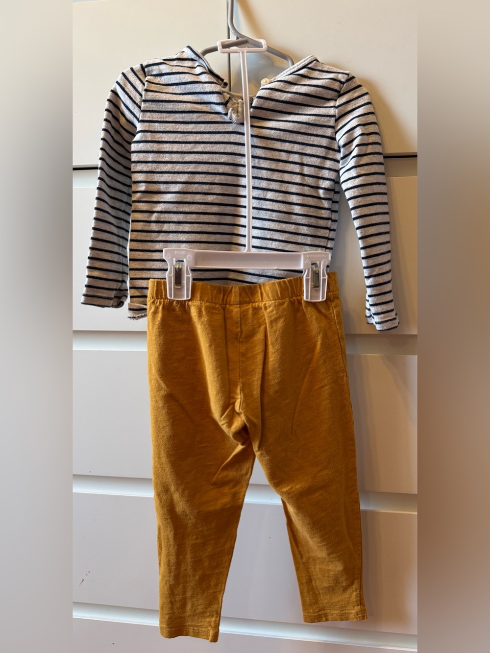 Carter’s Toddler Girl 2T 2Pc Outfit Striped Long Sleeve Top Mustard Pants Cotton - Picture 5 of 8